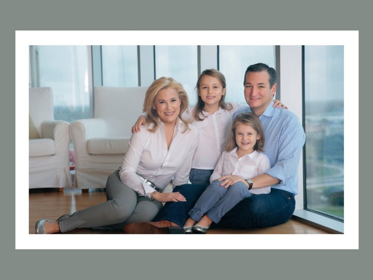 cruz-holiday-cover-master768-v2